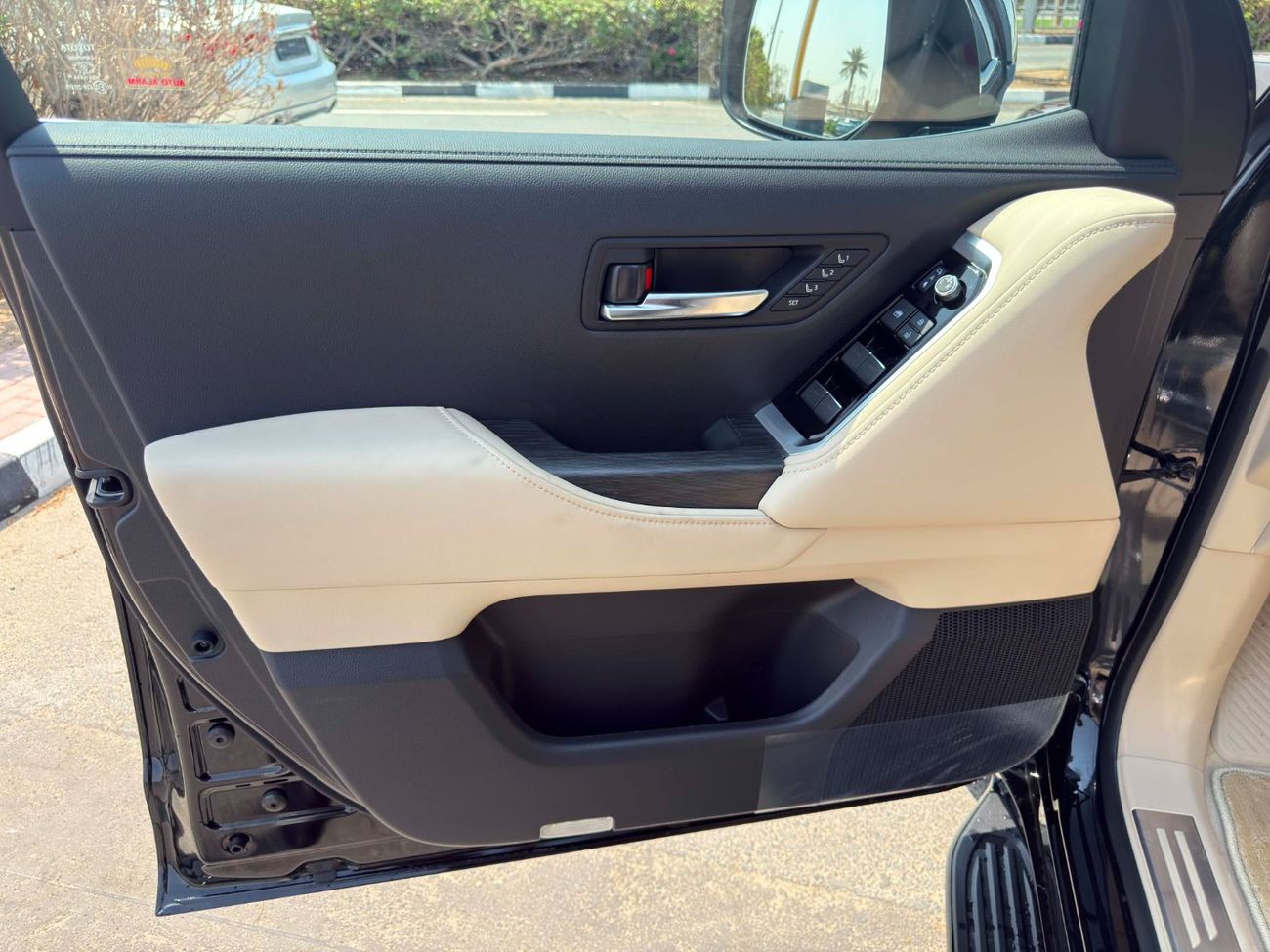 Toyota Land Cruiser VXR