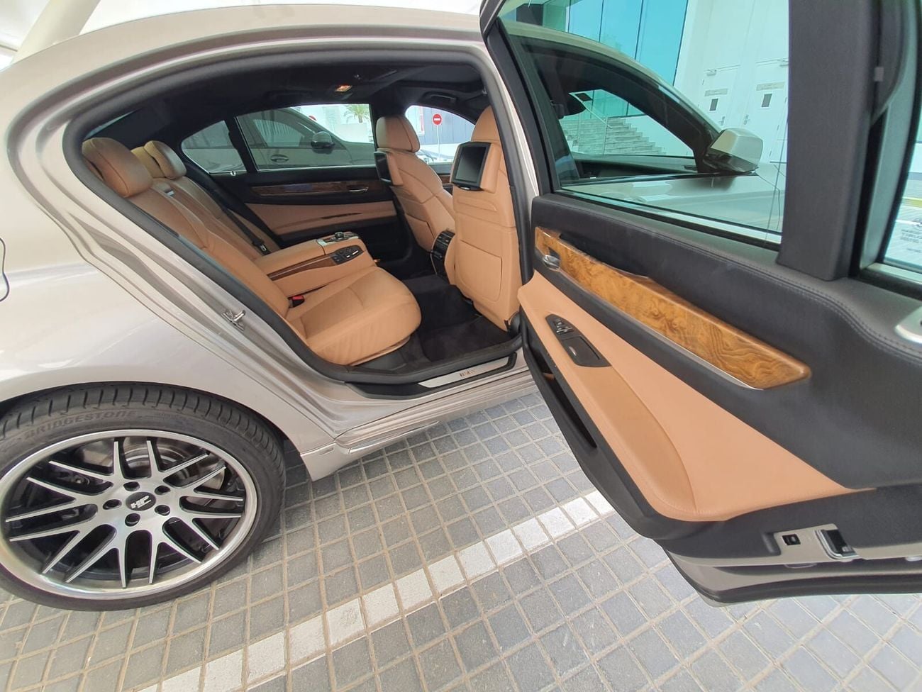 BMW 750Li EXECUTIVE