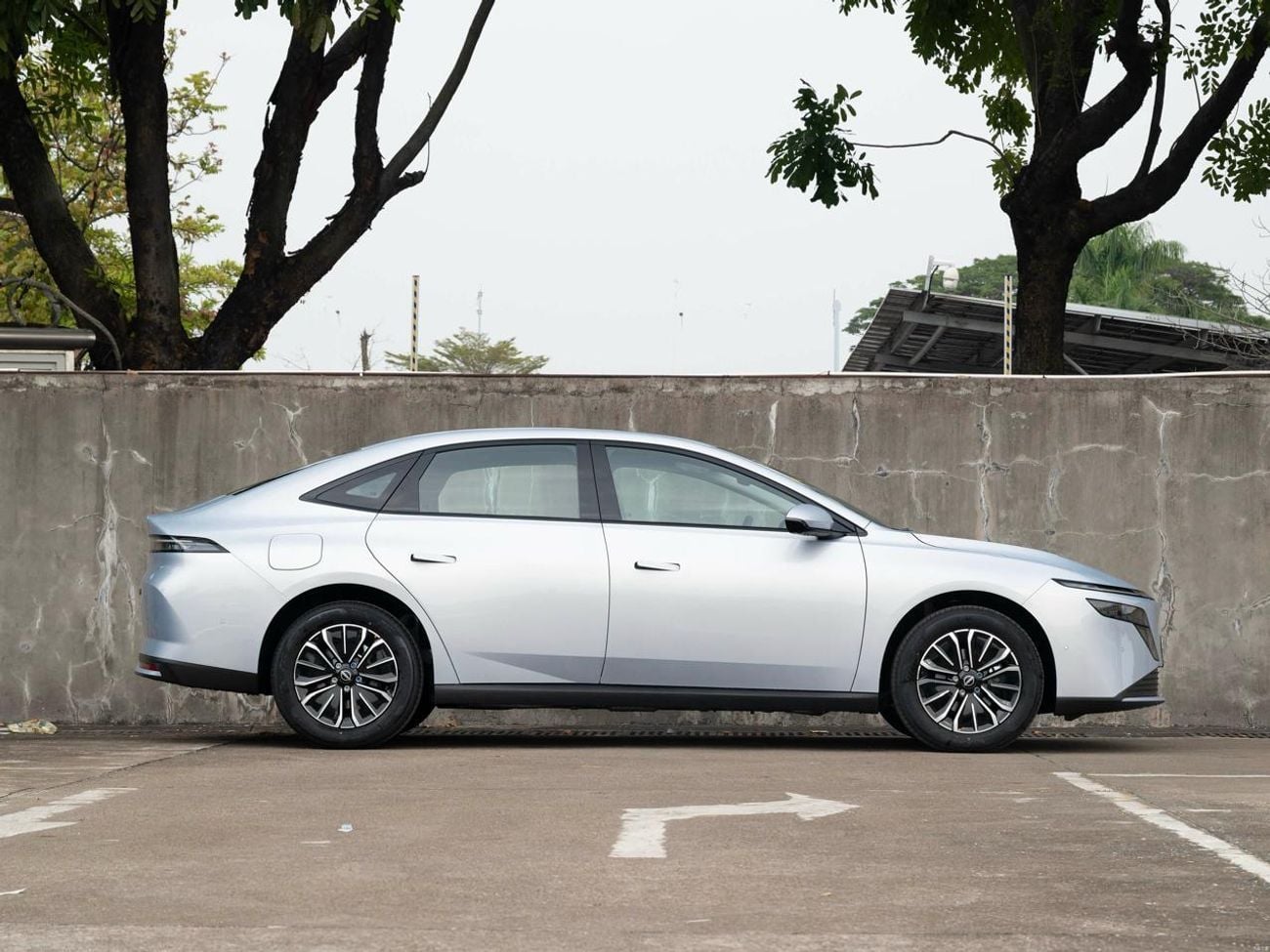 Nissan N6 MAX