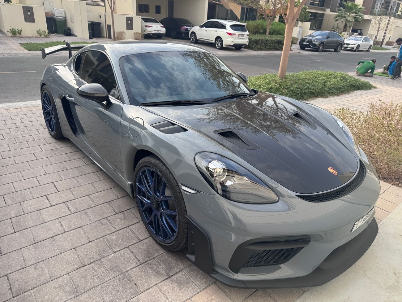 بورش كايمان 718 Porsche 718 Cayman GT4 RS Weissach