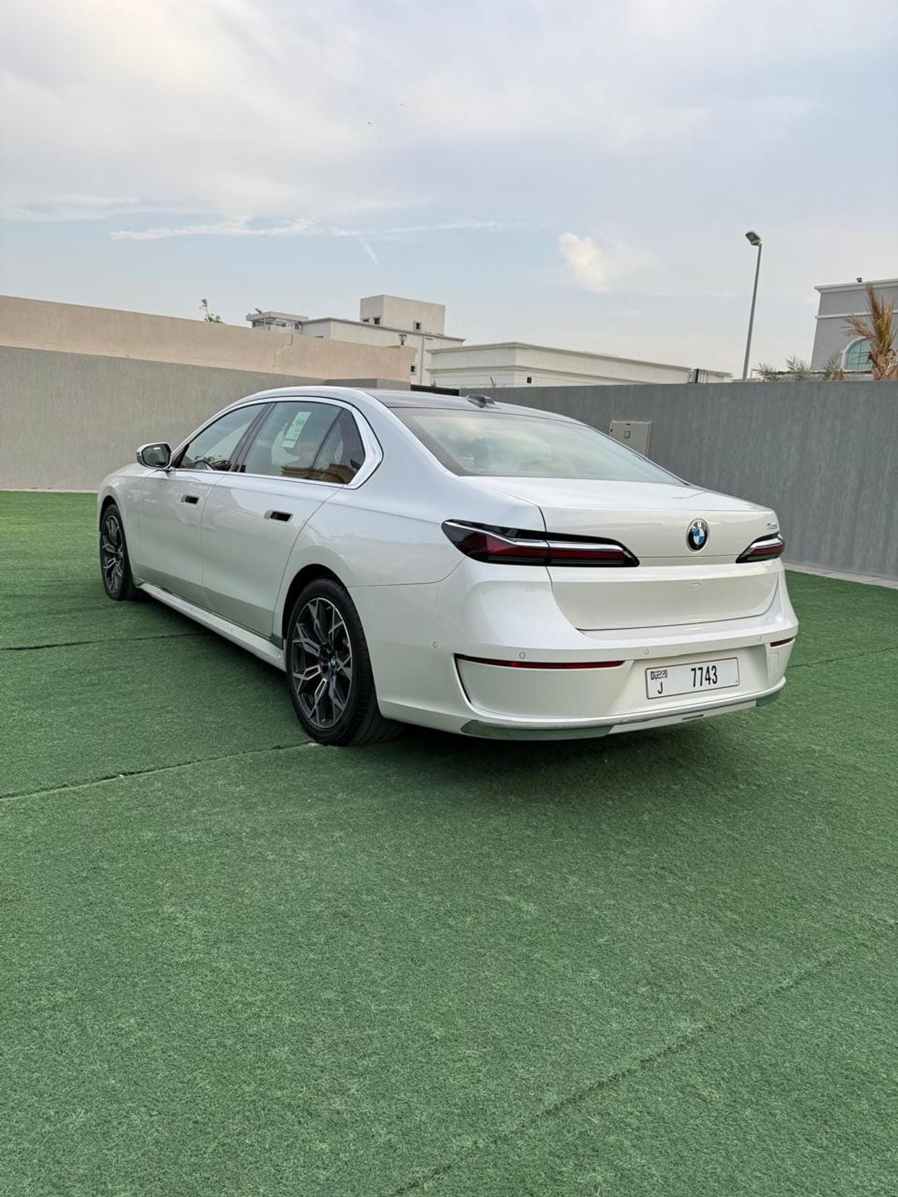 BMW 735i EXCELLENCE