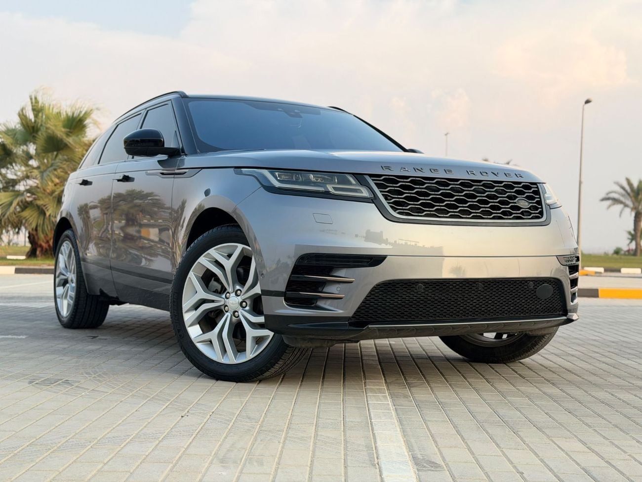 Land Rover Range Rover Velar P250