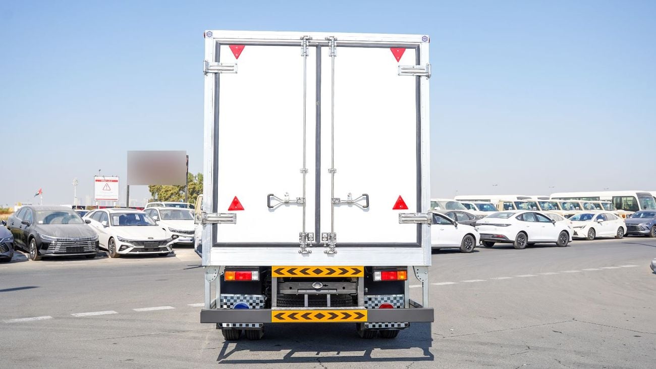 Mitsubishi Fuso Canter Brand New – 4.2L Diesel 2WD Manual – V16 – GCC 2026 – Export Only