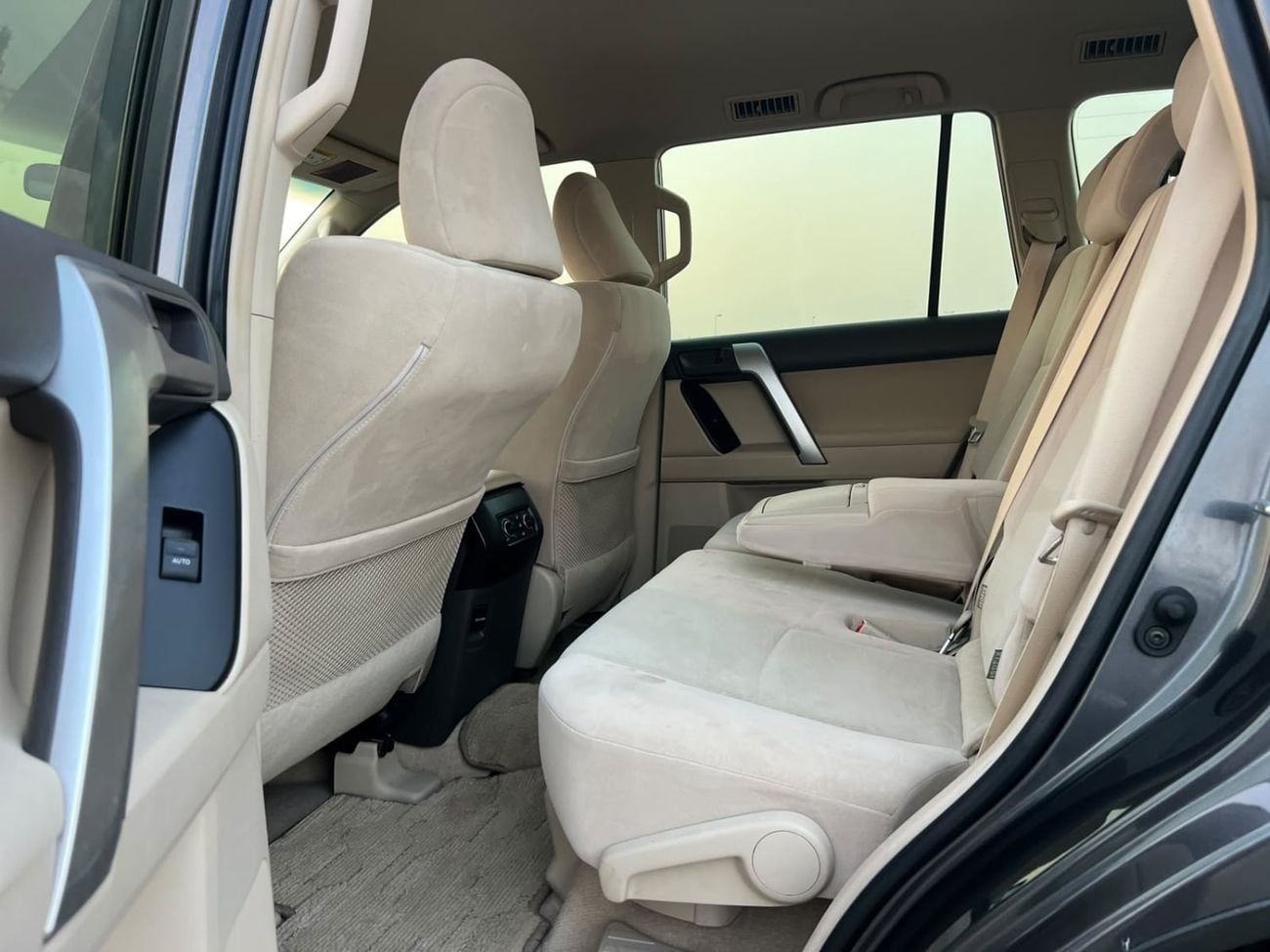 Toyota Prado 2022 Toyota Prado TX 2.7L V4- AWD 4x4 - No accident - 2 key Rear Sensor -