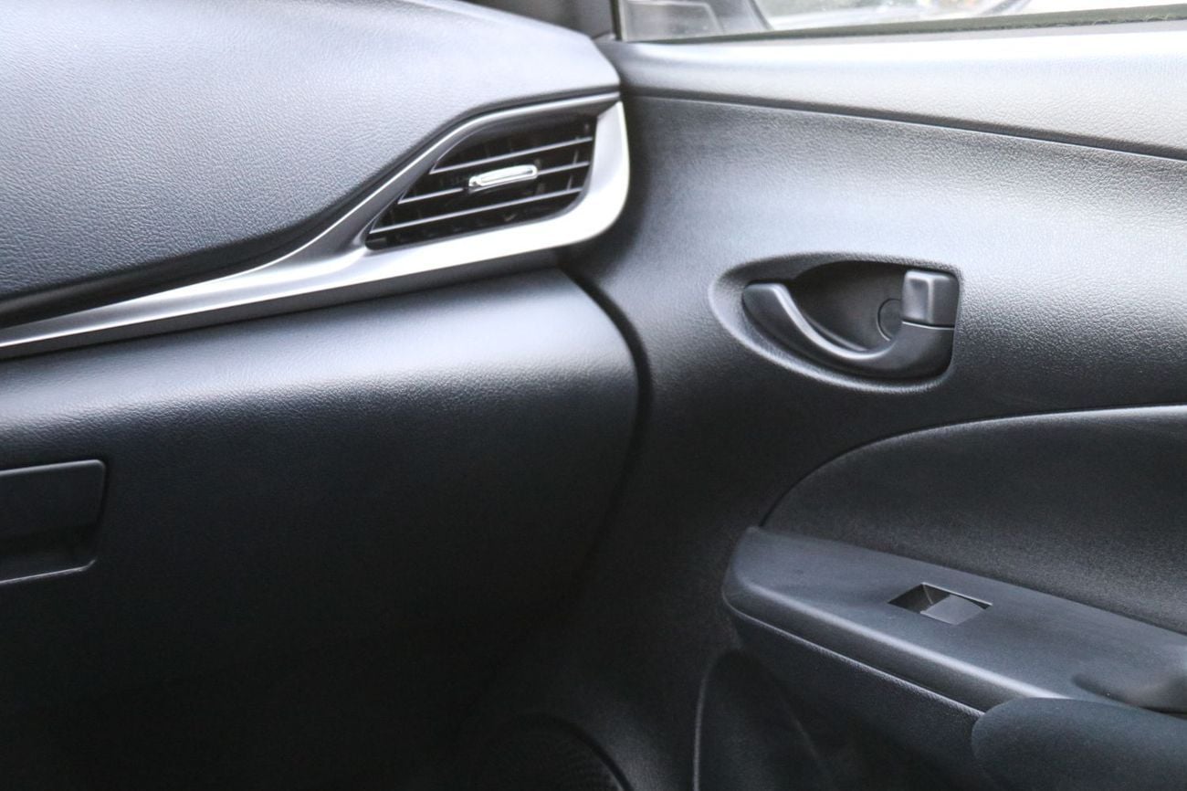 Toyota Yaris YARIS 1.3 HB AT 2025
