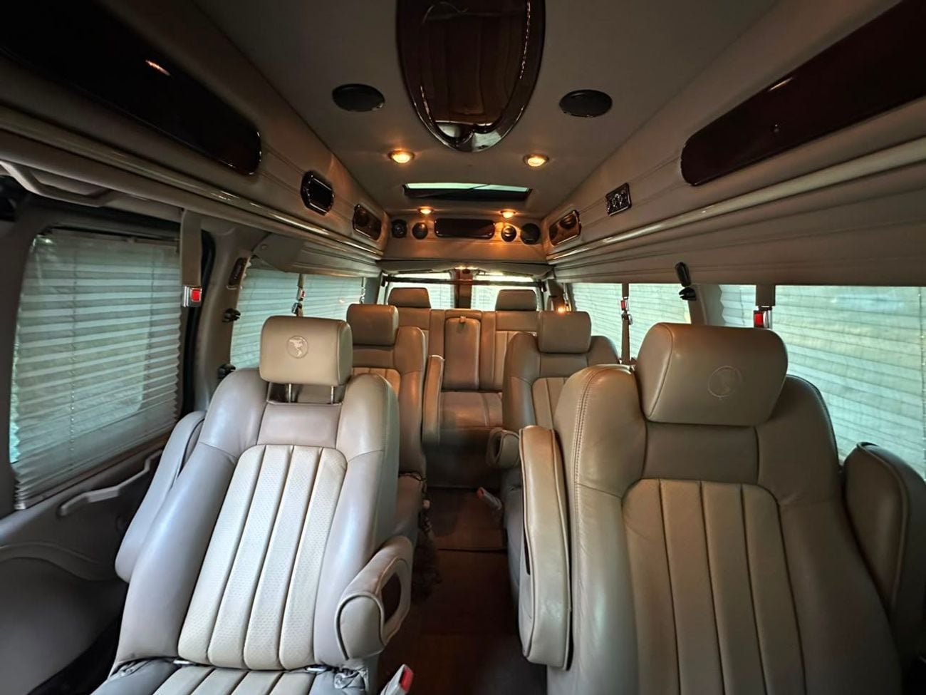 جي أم سي سافانا GMC SAVANA 2013 GCC // VIP ROOM // TV // ACCIDENT FREE // PERFECT CONDITION // 9 SEATS