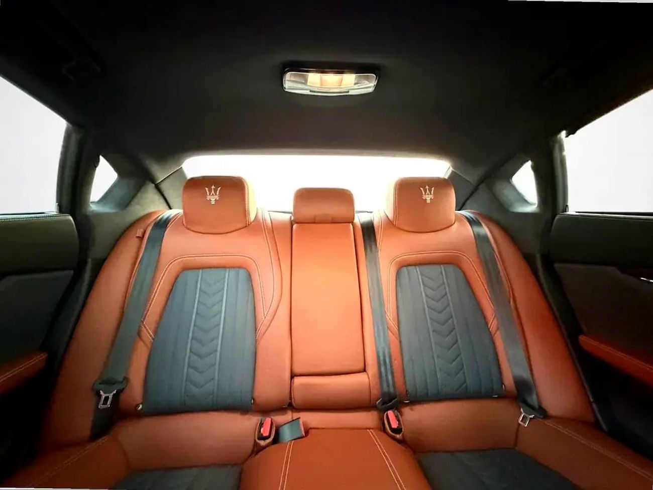 Maserati Quattroporte S FULL DEALER SERVICE HISTORY | 0% DOWNPAYMENT | 430 HP | GCC