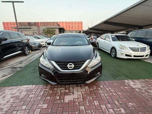 Nissan Altima SV very lightly used, remote start, push-button start