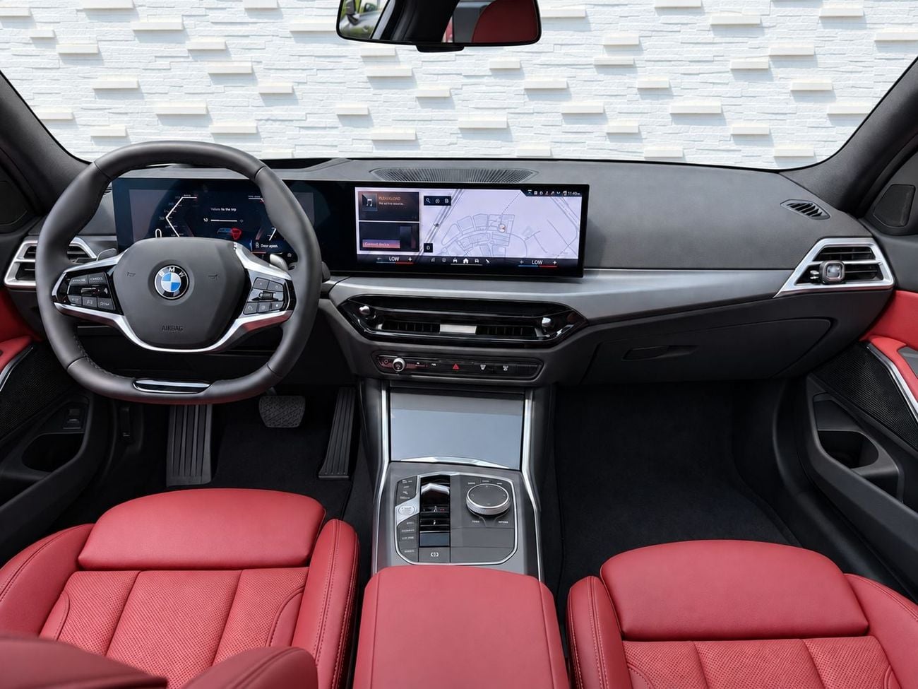 BMW 330i LUXURY M SPORT