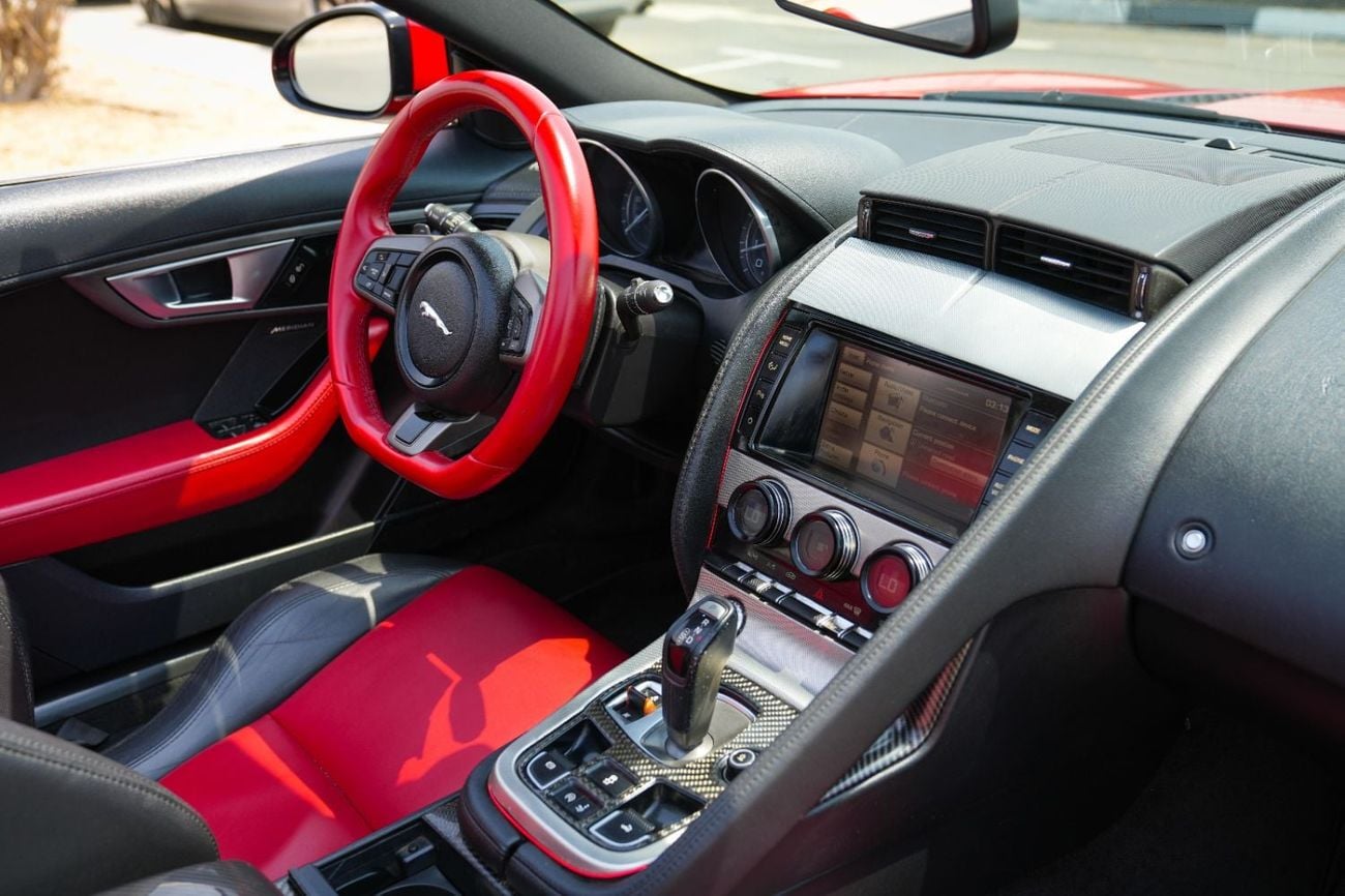 جاكوار F Type STANDARD سيارة مكشوفة موديل 2014 بمحرك V6 سوبرتشارج! بمواصفات خليجية