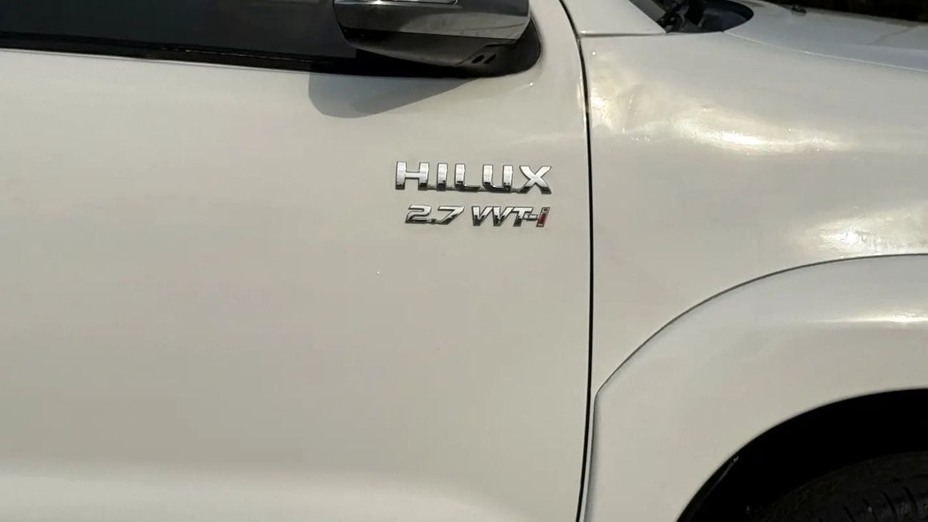 Toyota Hilux DLS 2.7L 4x4 Double Cab DLS | GCC Specs