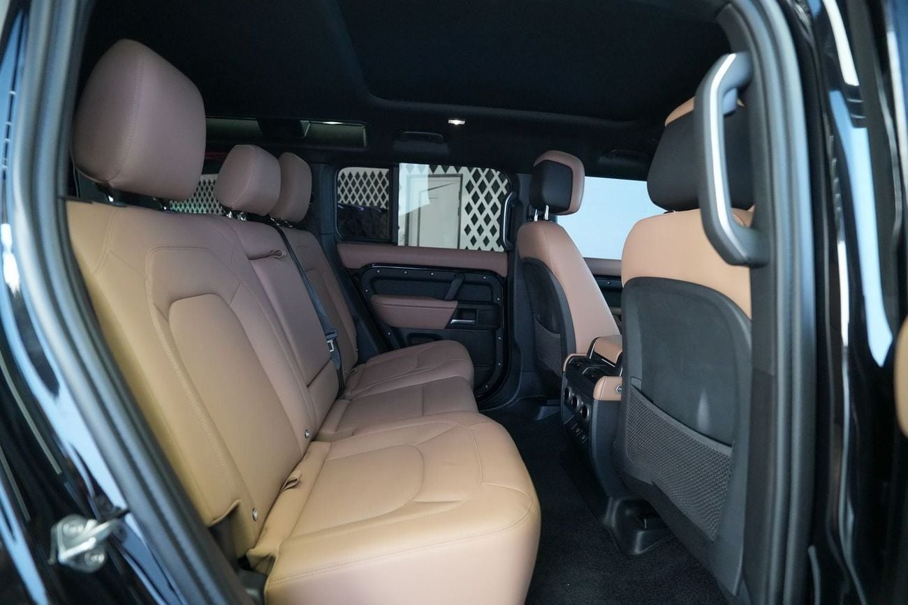 Land Rover Defender 110 X-DYNAMIC HSE P400