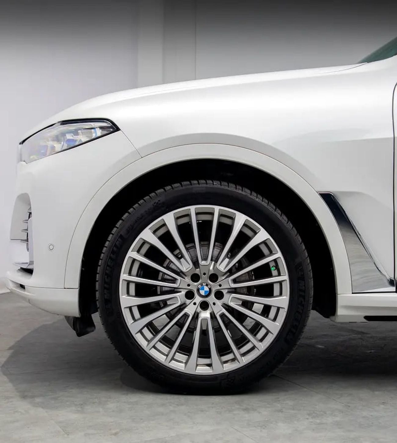بي أم دبليو X7 40i PURE EXCELLENCE 0% DP Available • 3.0L Turbo • FDSH • GCC