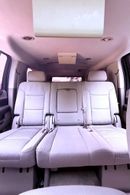 Chevrolet Suburban LT GCC Specs سوبر بان بحالة ممتازة جدا خليجي