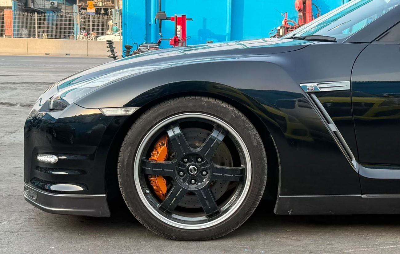 نيسان جي تي ار SPORT