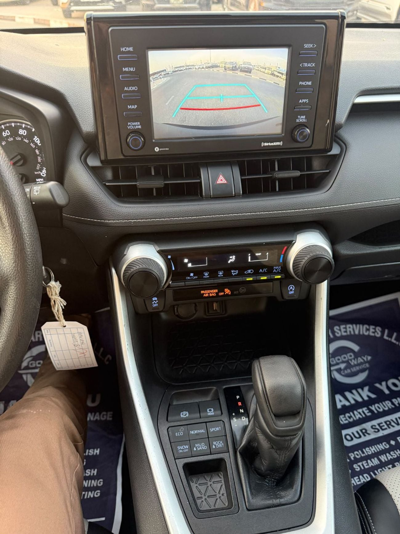 Toyota RAV4 LE 2022 TOYOTA RAV4 XLE MOONROOF 2.5L 4WD KM: 56000