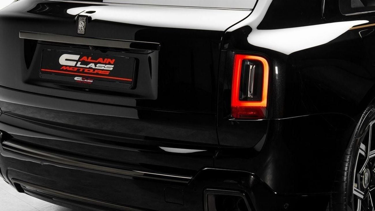 رولز رويس كولينان BLACK BADGE