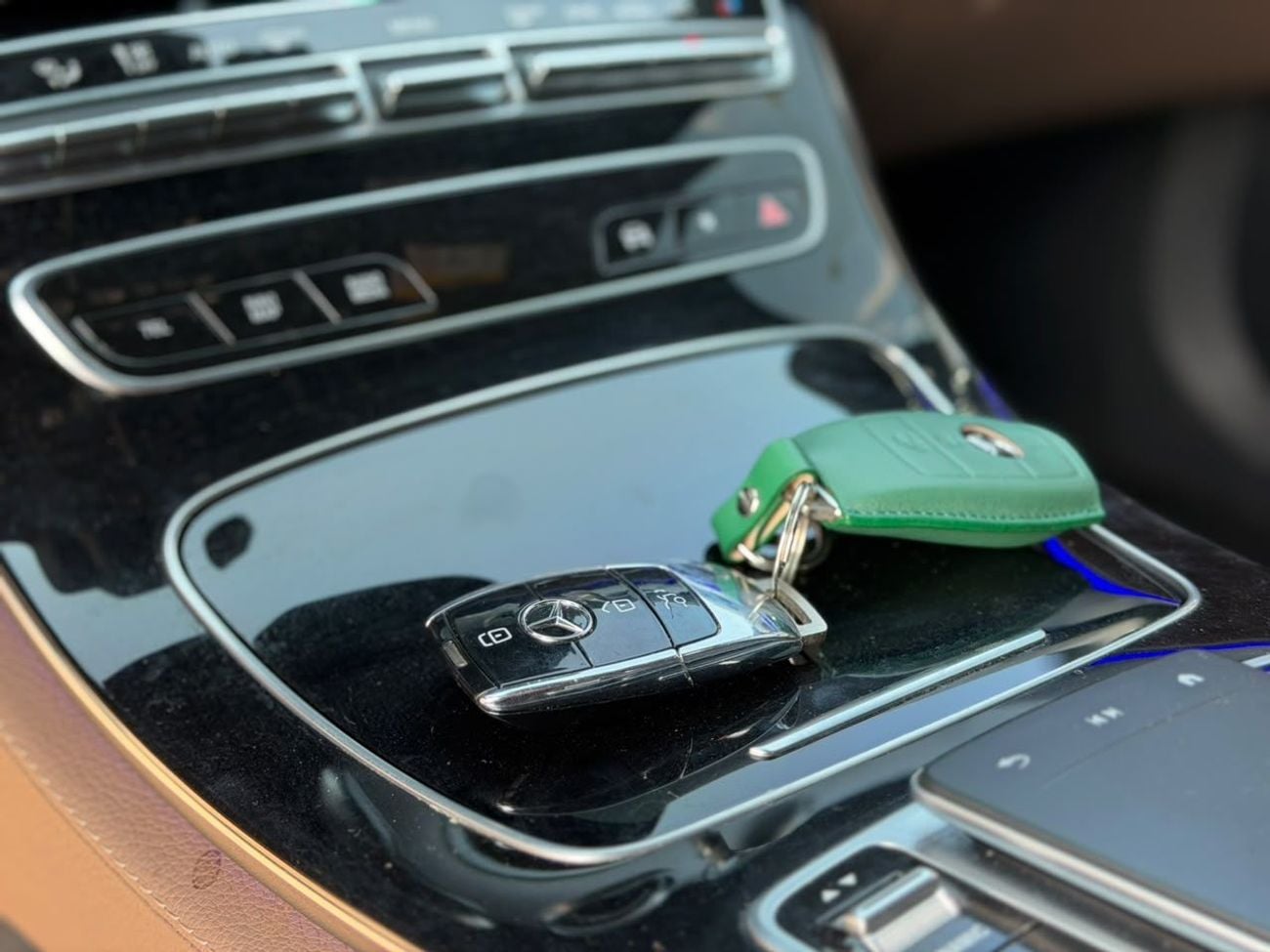 مرسيدس بنز E 250 ستاندارد E250 2021 RWD
