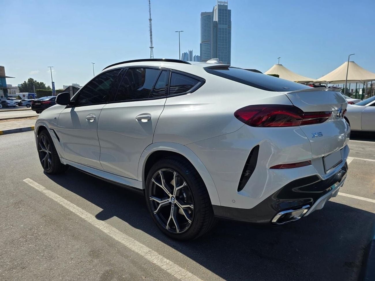 بي أم دبليو X6 40i M SPORT