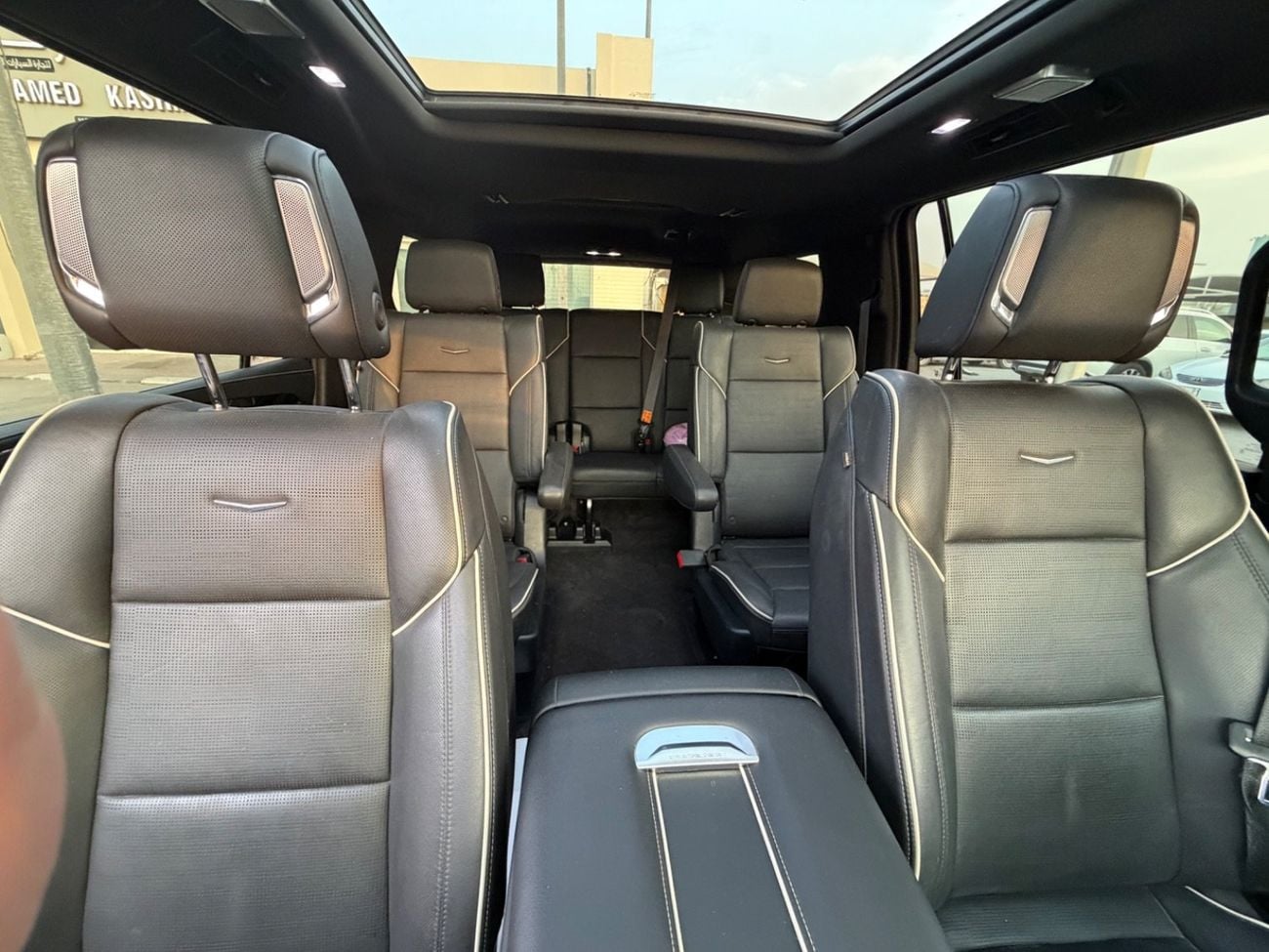 كاديلاك إسكاليد ESV PREMIUM LUXURY