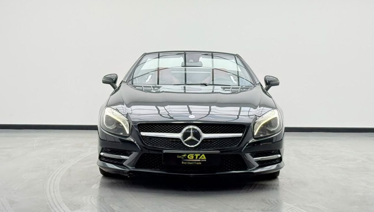 مرسيدس بنز SL 500 ستاندارد 2013 Mercedes-Benz SL 500 AMG Styling Package, Full Service History, GCC Specs.