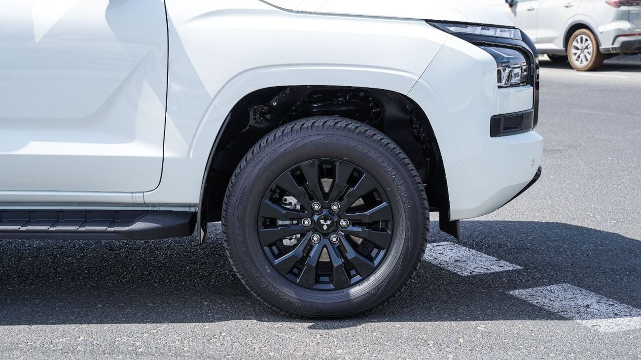 Mitsubishi L200 GLS Brand New – 2.4L Turbo Diesel 4WD Automatic – D82 – 2027 – Export Only