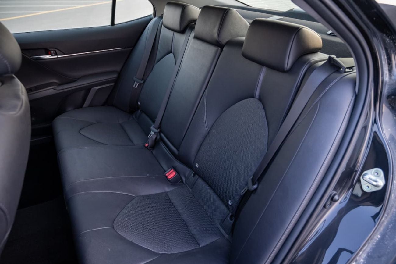 Toyota Camry GLE-X
