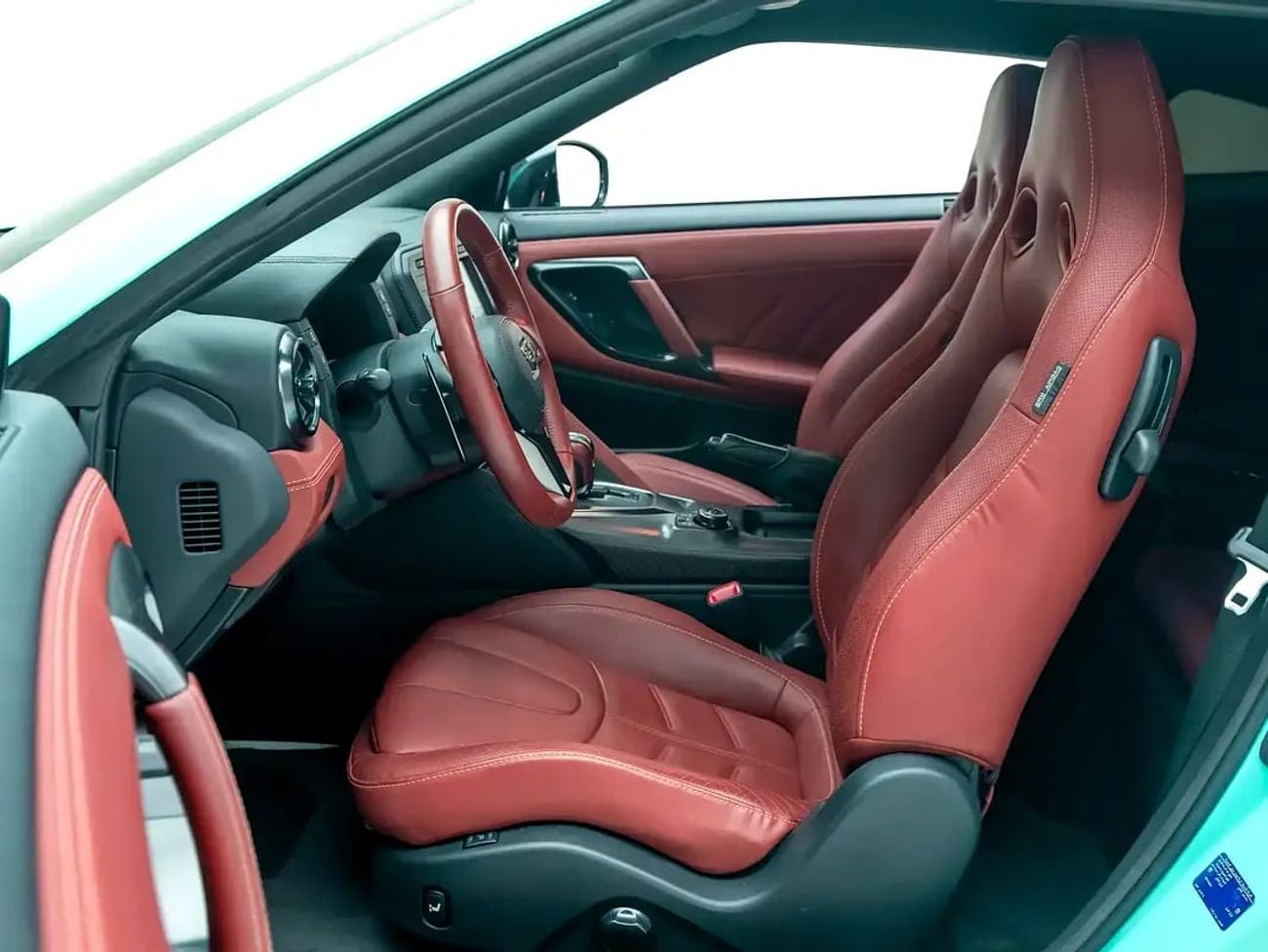 نيسان جي تي ار Coupe | GCC Specs | Full Dealer Service History - No Modifications are done