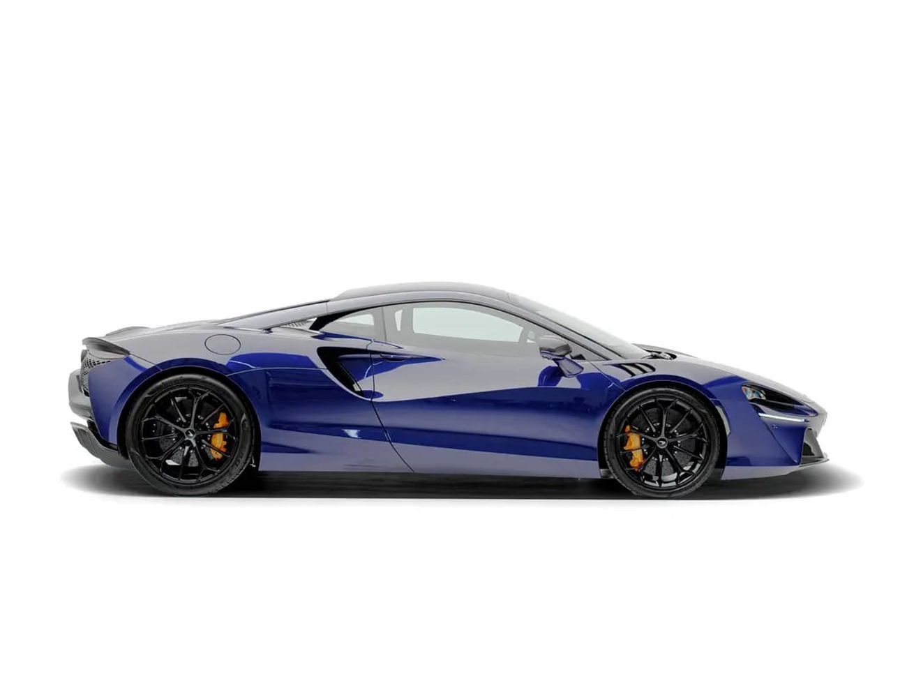McLaren Artura STANDARD GCC Spec | Dealer Warranty | Full Carbon Package