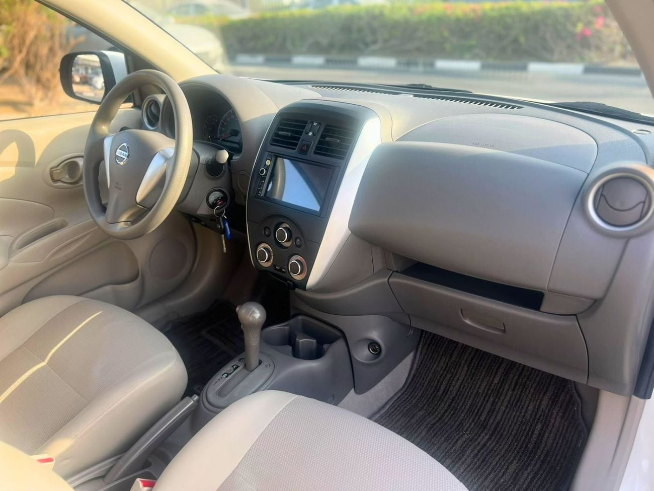 Nissan Sunny SV Nissan Sunny 2023 S GCC Specs Nissan Sunny 2023 S trim in excellent condition, GCC specification. Ec