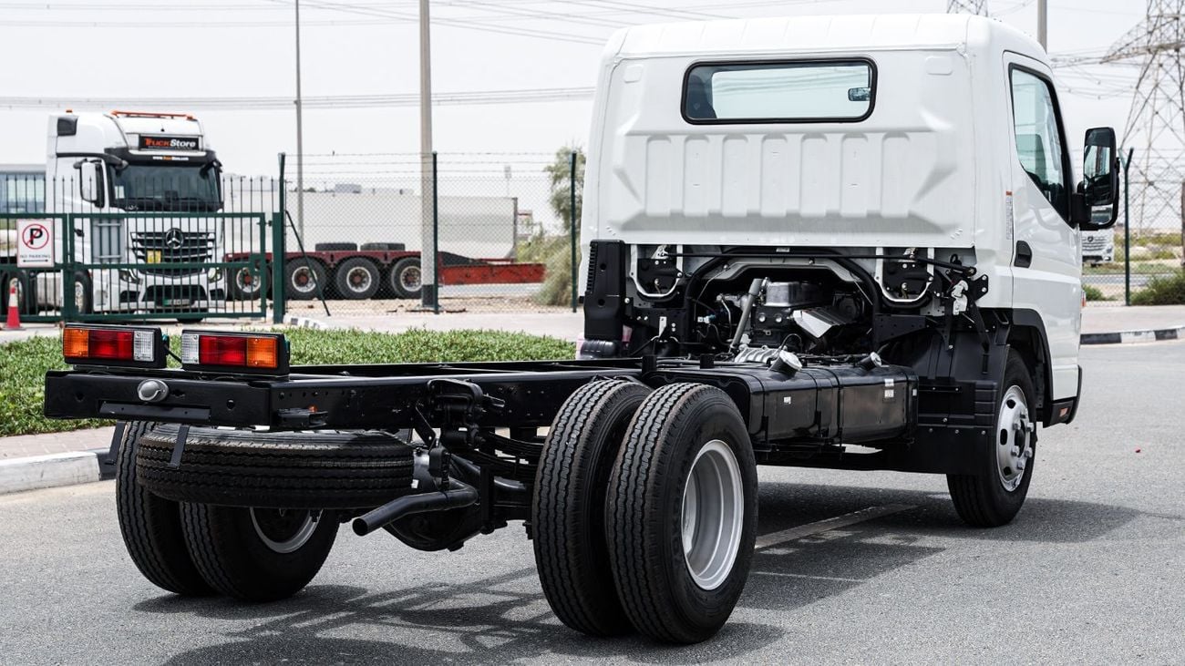 Mitsubishi Fuso Canter CHASSIS Brand New – 4.2L Diesel 2WD Manual – Z93 – GCC 2026 – Export only