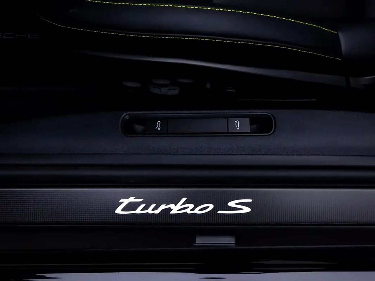 Porsche 911 TURBO S Cabriolet | GCC Spec | Under Dealer Warranty - Performance Icon
