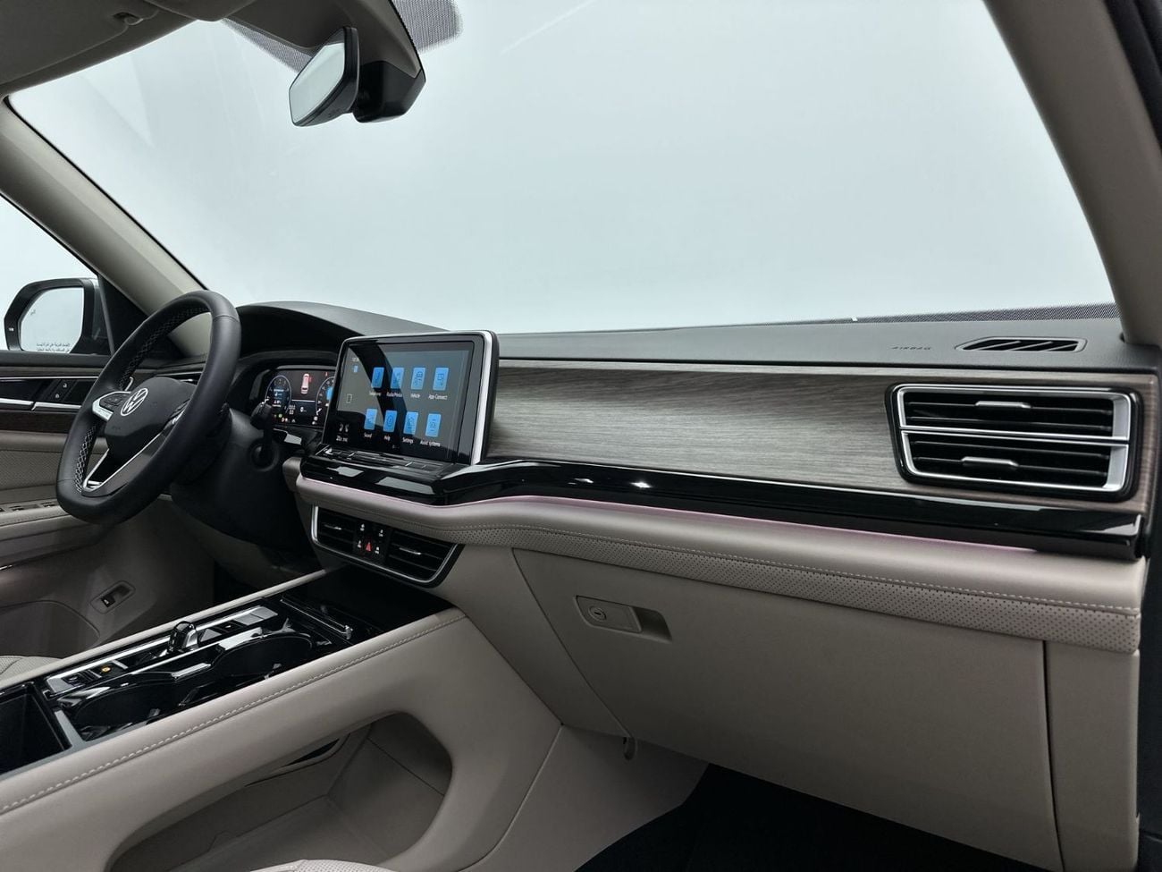 Volkswagen Teramont COMFORTLINE (Facelift 2) | 27,100 AED SAVINGS from New Car | Next-Gen Infotainment & Family