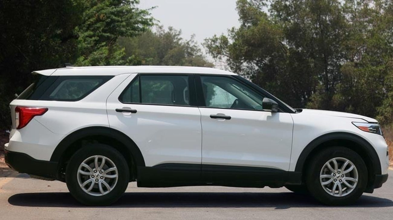 Ford Explorer BASE 100A 3.3L 4WD || Agency Warranty || Complete service history available