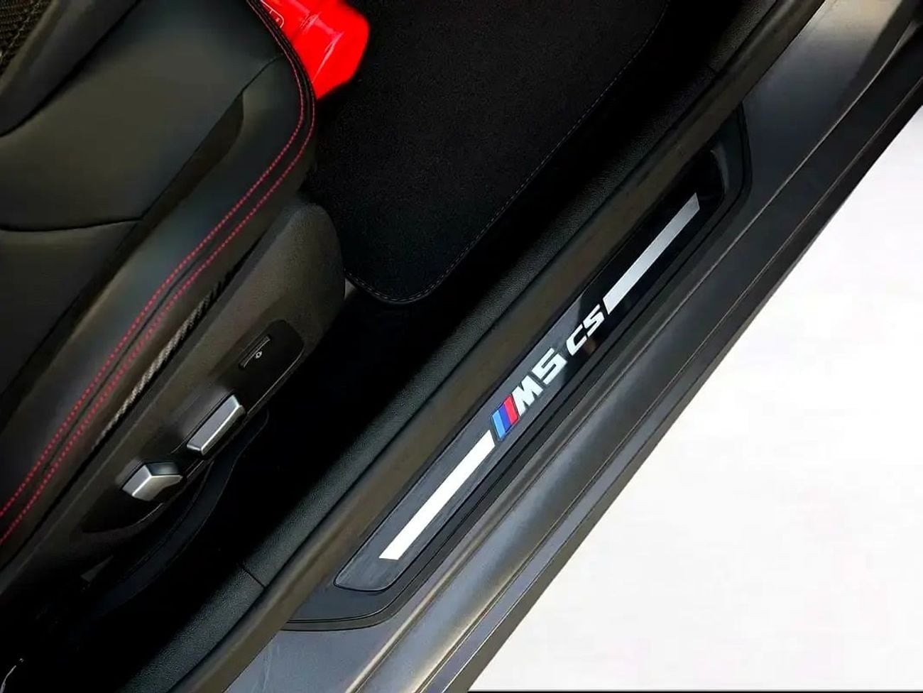 BMW M5 CS | LIMITED PRODUCTION | FULL AGMC SERVICE HISTORY | GCC