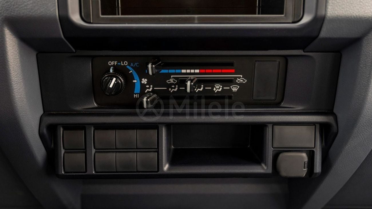 Toyota Land Cruiser Pickup 70 SNORKEL | 2-YEAR WARRANTY + SERVICE AVAILABLE | IN-HOUSE FINANCING