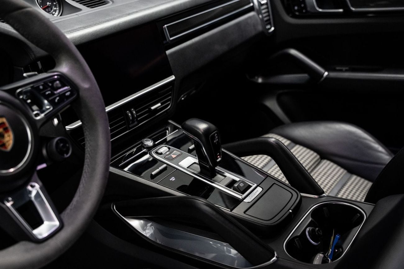 Porsche Cayenne TURBO BUY NOW, PAY 2027 | THE BLACKLINE STANDARD | December 2026 Porsche Warranty, GCC, Low KMs