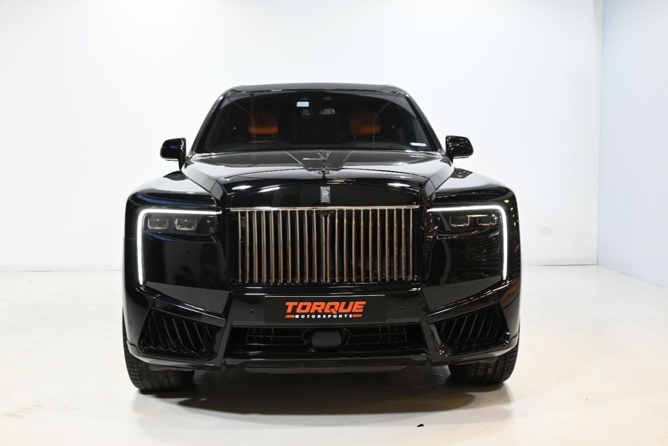 رولز رويس كولينان BLACK BADGE رولز رويس كولينان بلاك بادج 2021، بتصميم مُحسّن، ضمان رولز رويس حتى مايو 2027، سجل صيانة رولز رويس،