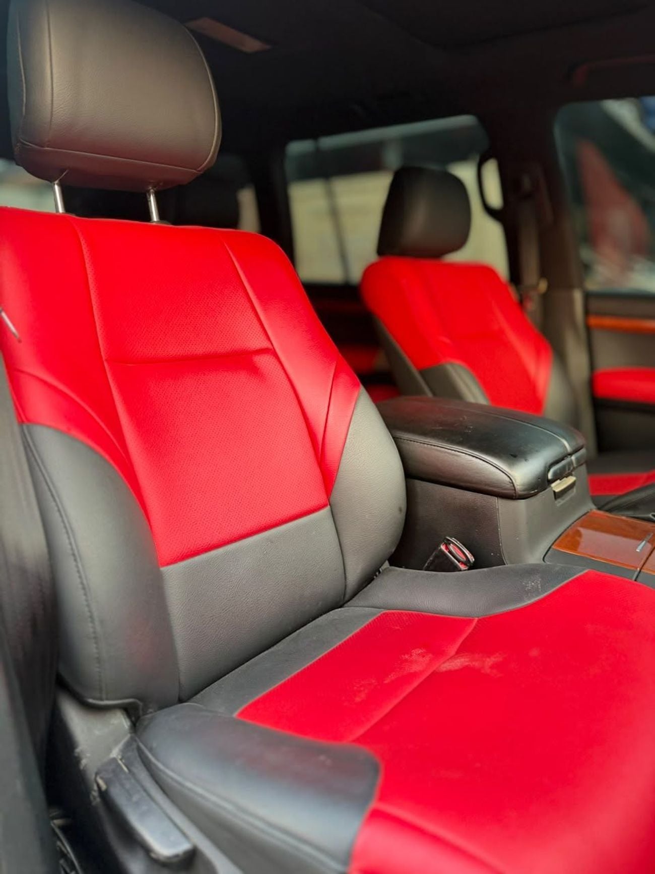 Toyota Land Cruiser VXR