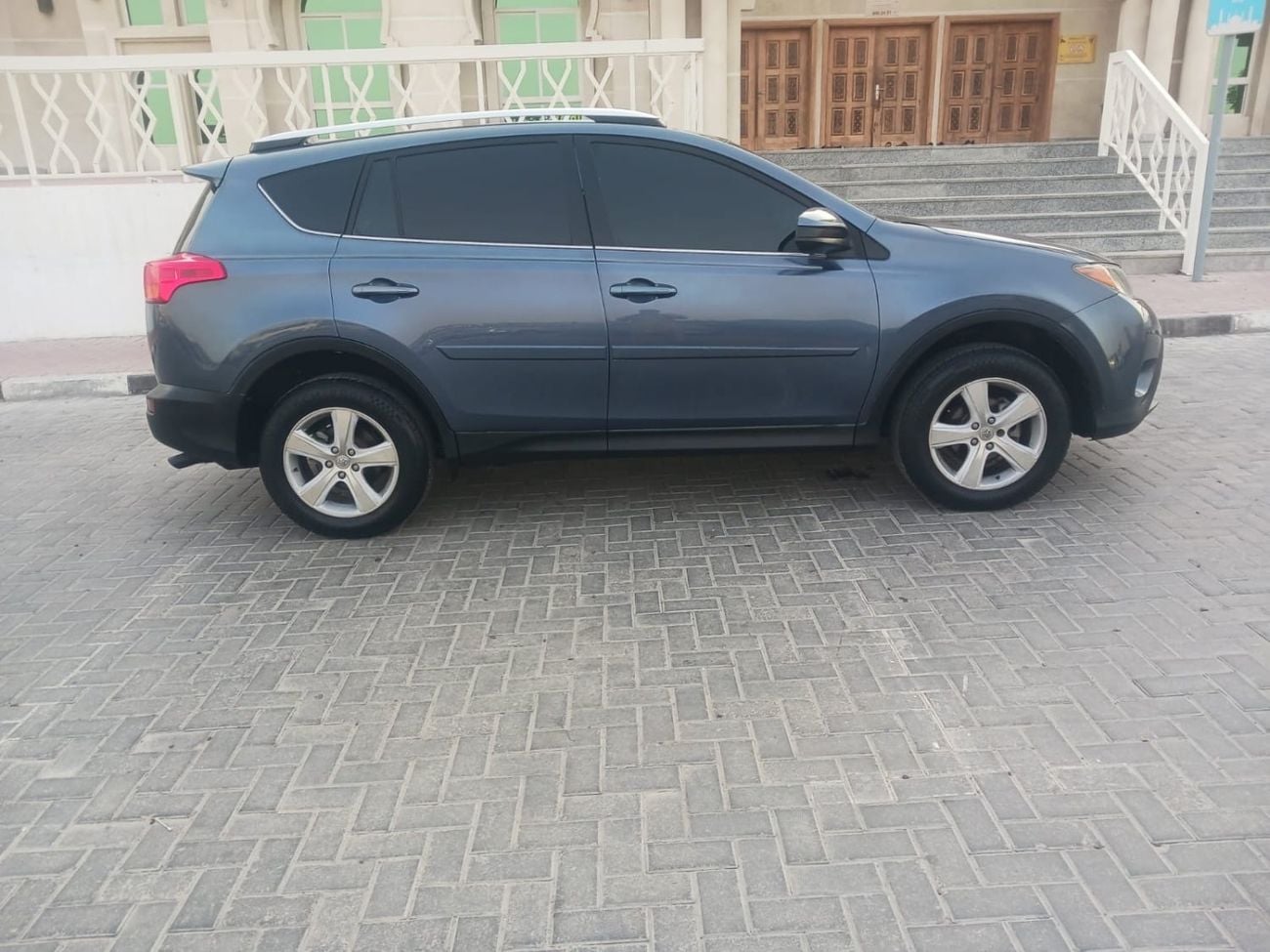 Toyota RAV4 2014