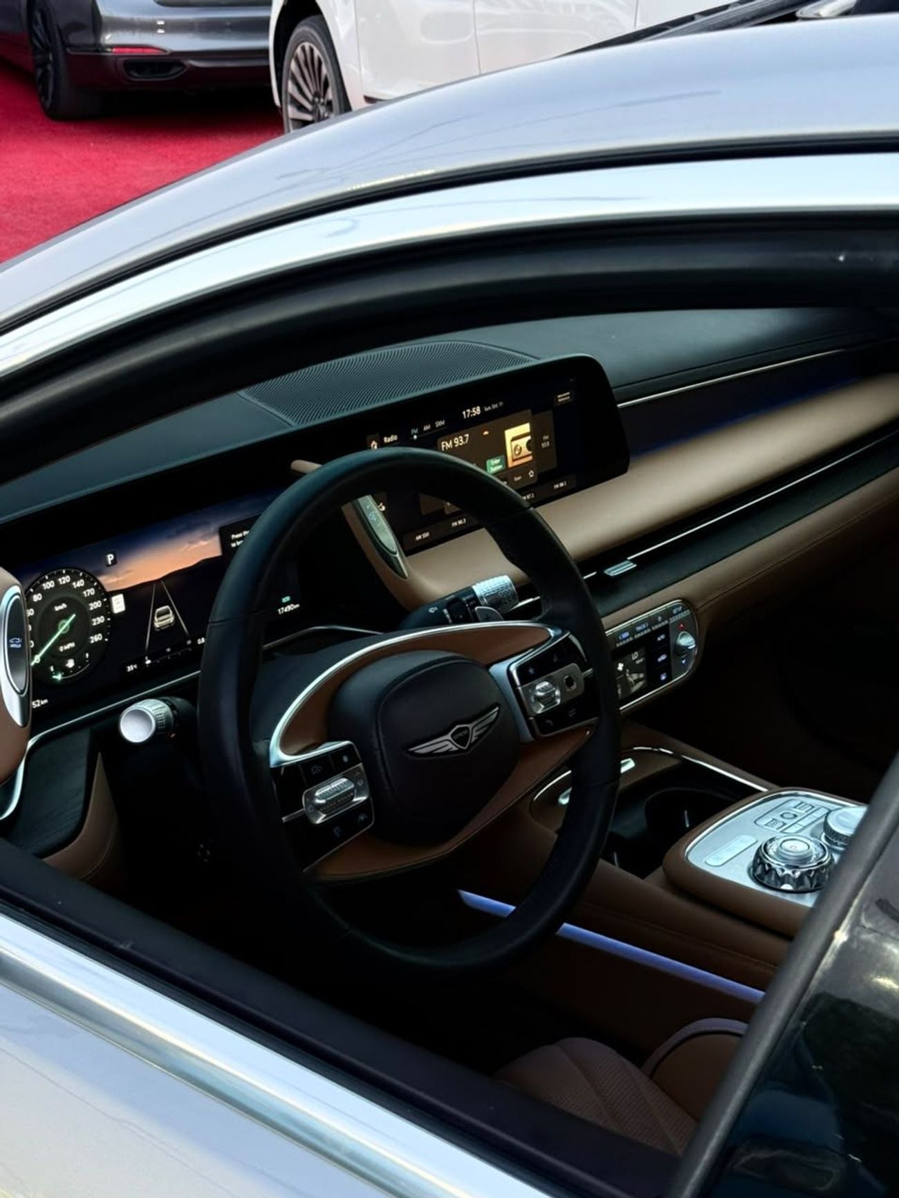 Genesis G90 ROYAL