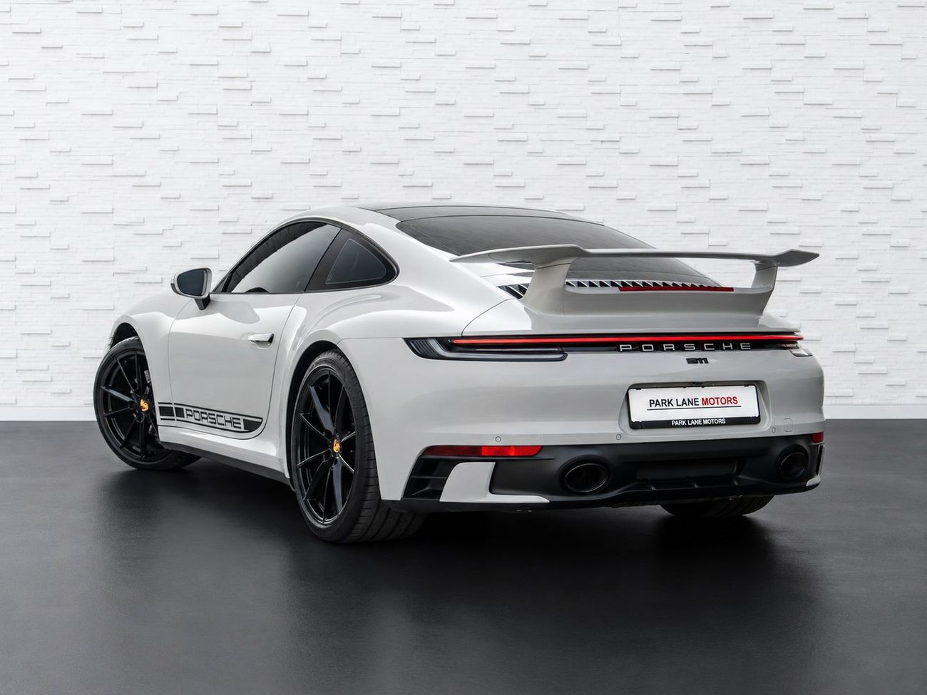 بورش 911 CARRERA Porsche 911 Carrera 2024