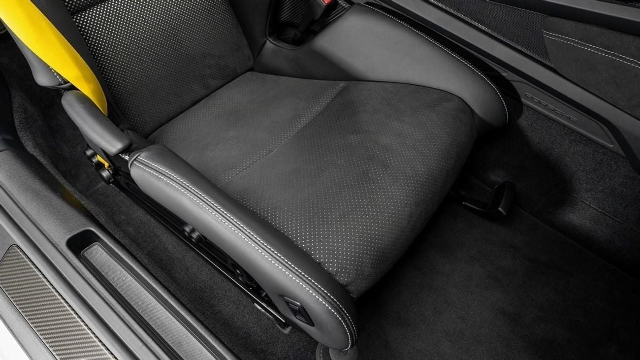 Porsche 911 GT3RS - 2024 - Japanese Specs - Under Dealer Warranty