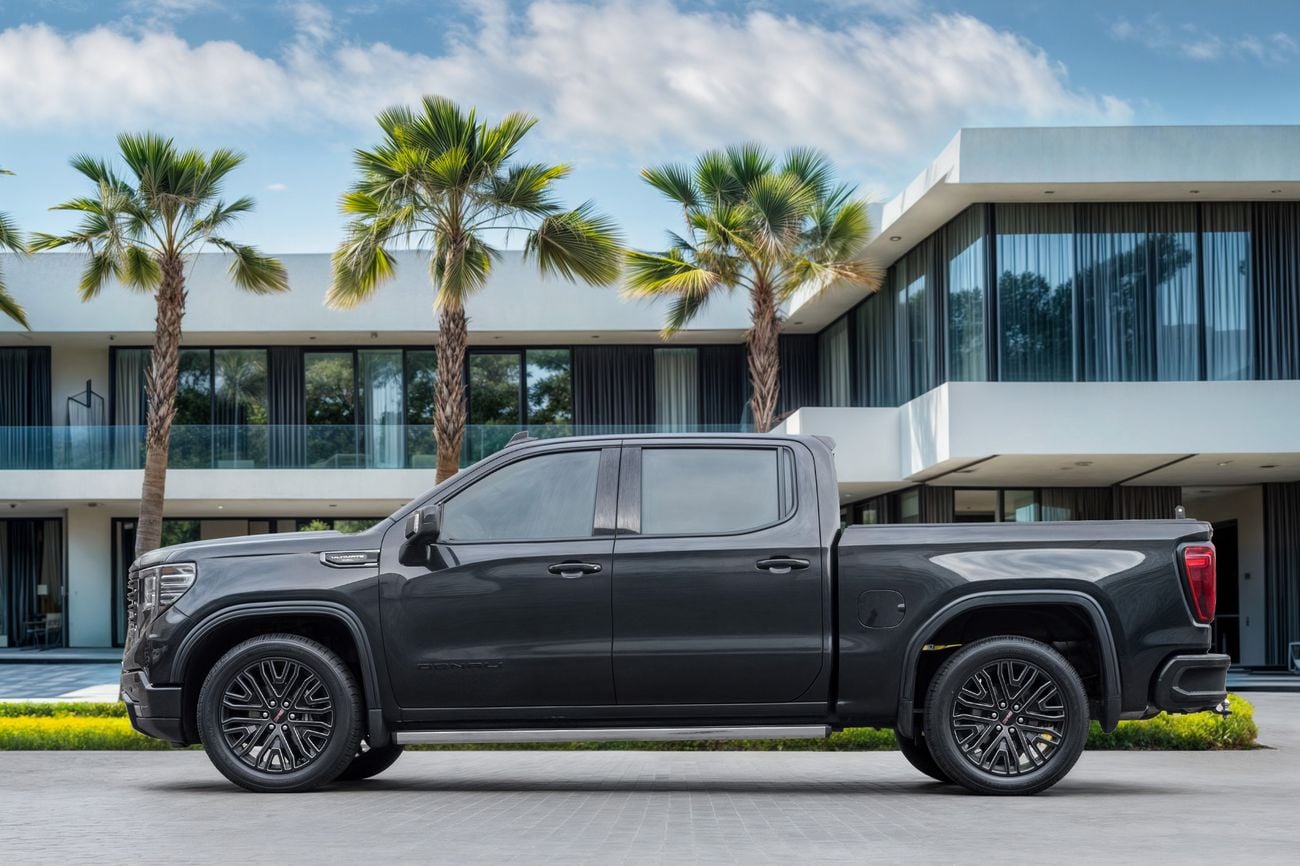 جي أم سي سييرا DENALI ULTIMATE Sierra Ultimate Denali 6.2L | 4,015 P.M | 0% Downpayment | GMC WARRANTY!