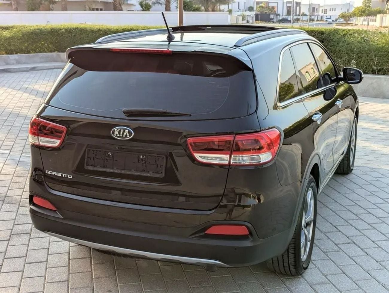 Kia Sorento LX Premium| Panoramic Roof | Full Option | V4 2.4L | AWD