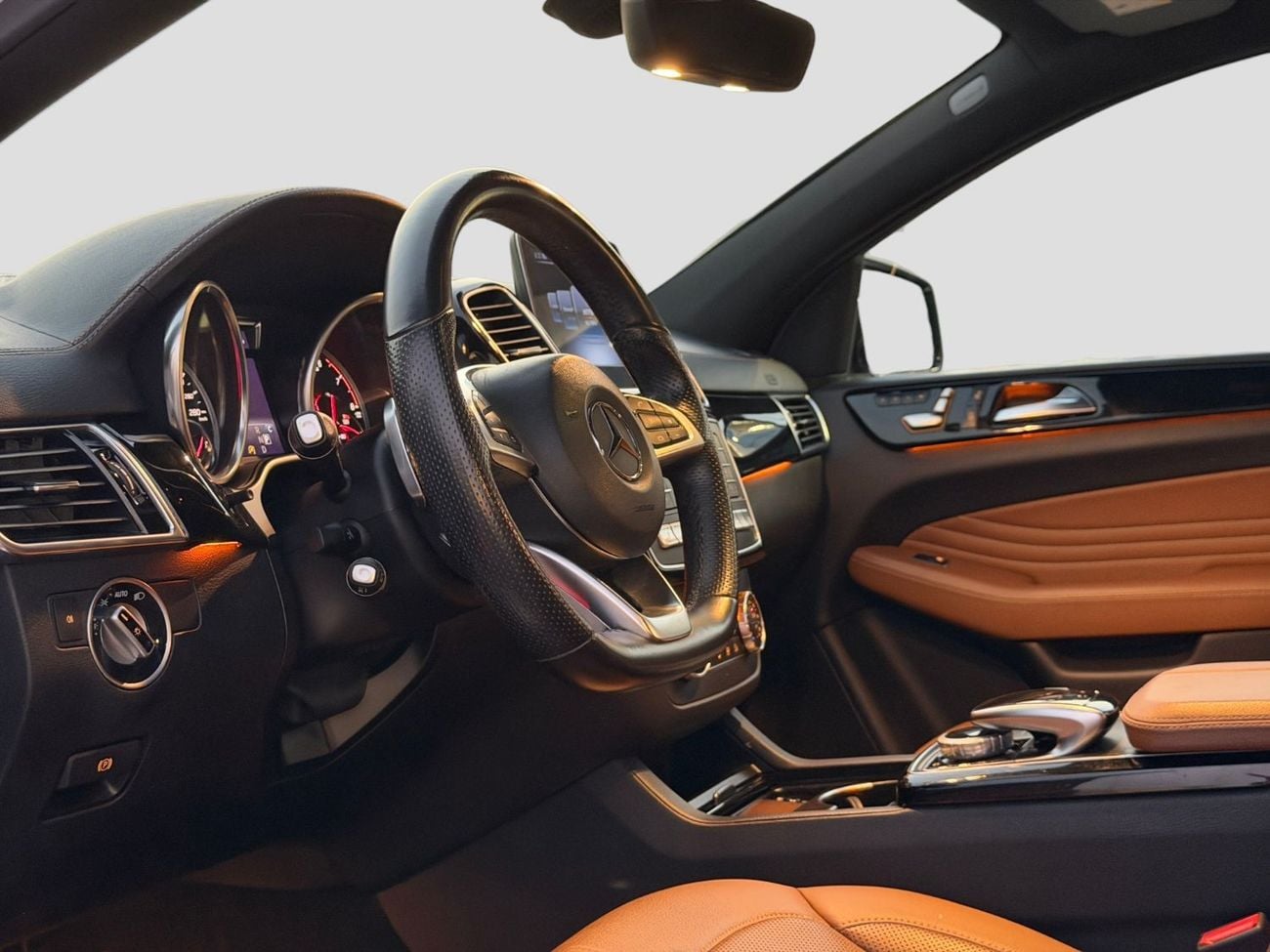 Mercedes Benz GLE43 AMG STANDARD COUPE 4MATIC | GCC | AAA WARRANTY UNTIL 2029