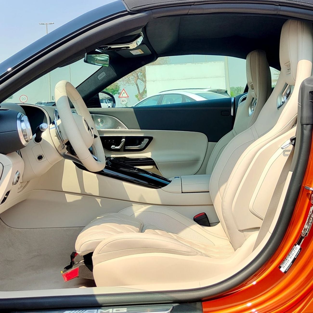 Mercedes Benz SL43 AMG
