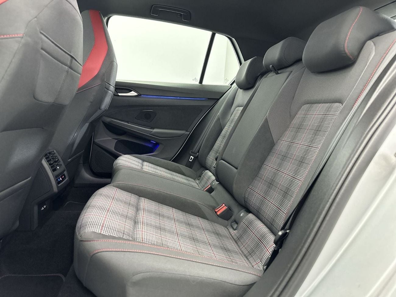 Volkswagen Golf GTI Golf GTI 2.0L | Panoramic Sunroof | 245 HP | GCC Specs | 7-Speed DSG