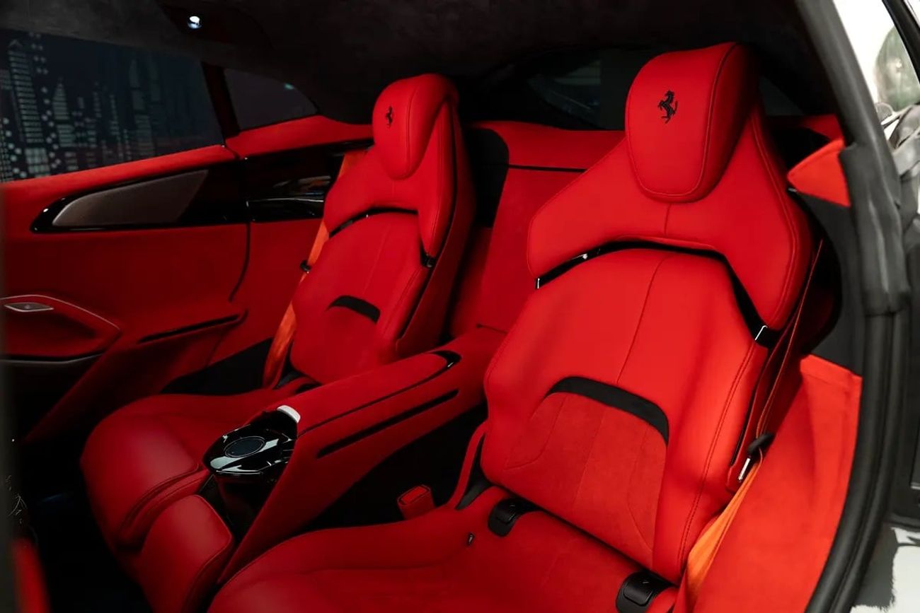 Ferrari Purosangue STANDARD