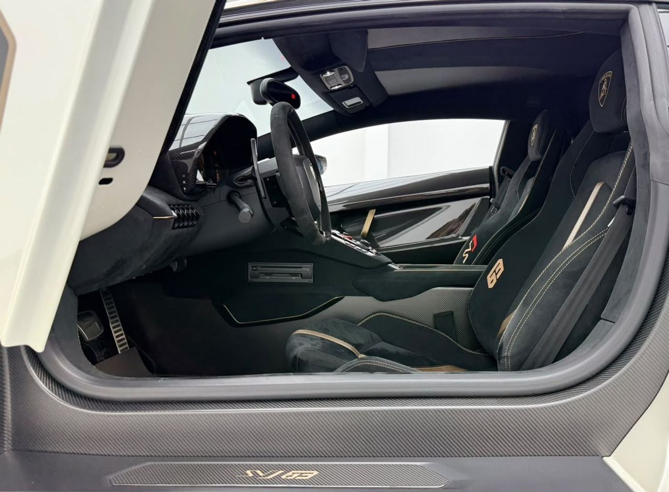 Lamborghini Aventador SVJ 2020 LAMBORGHINI AVENTADOR LP770-4 SVJ 63 EDITION, Warranty, Full LAMBORGHINI Service History, GCC.